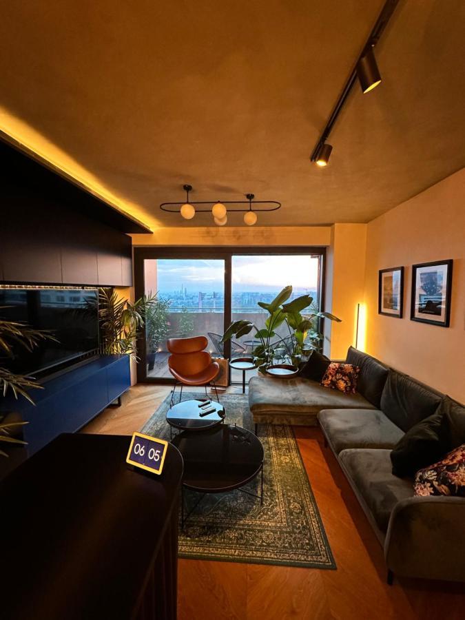 Апартаменти Skyline Elegance With Free Parking Братислава Екстер'єр фото